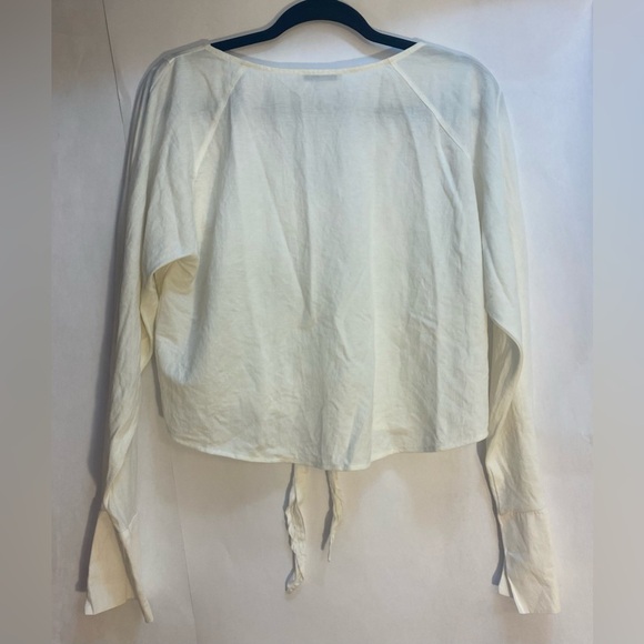 Zara Woman’s Crop Front Tie Blouse Size Small - Picture 2 of 8